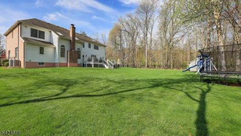 5 Longford Court Warren NJ 07059