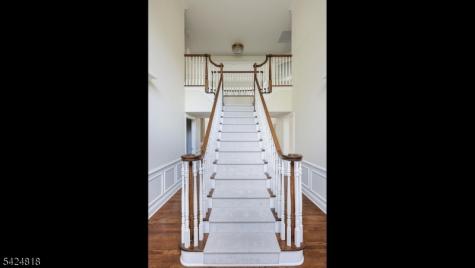 5 Longford Court Warren NJ 07059