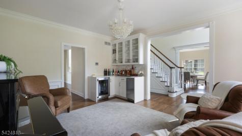 5 Longford Court Warren NJ 07059
