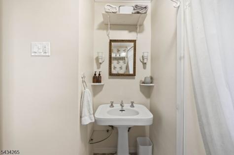135 Franklin Road Denville NJ 07834