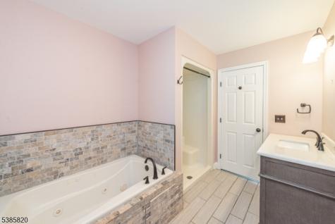 40 Castle Rock Road Jefferson NJ 07849