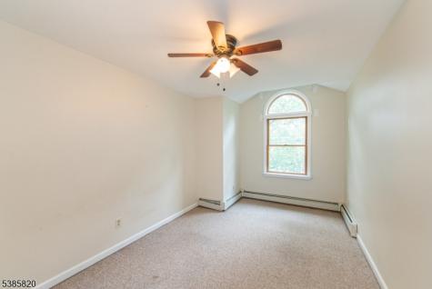 40 Castle Rock Road Jefferson NJ 07849