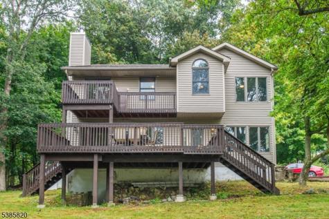 40 Castle Rock Road Jefferson NJ 07849