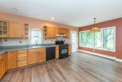 40 Castle Rock Road Jefferson NJ 07849