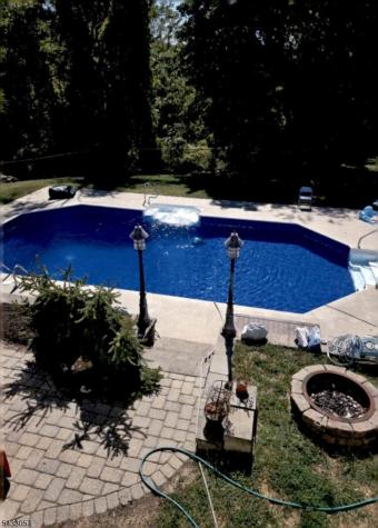 21 High Point Ci Franklin NJ 07416