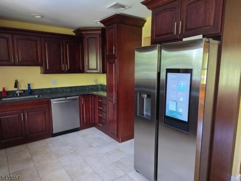 21 High Point Ci Franklin NJ 07416