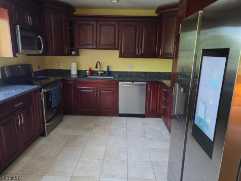 21 High Point Ci Franklin NJ 07416