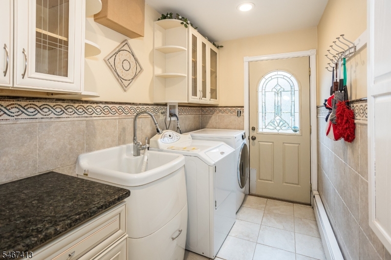 22 Lorraine Drive Montville NJ 07058