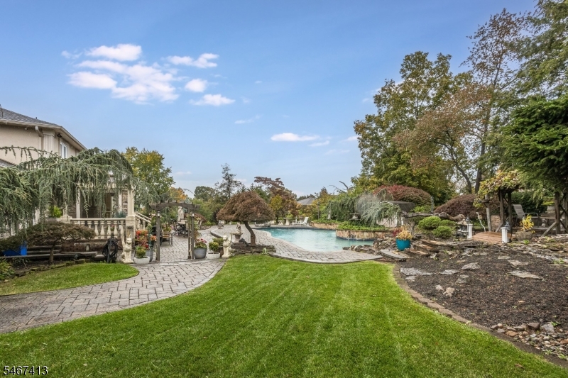 22 Lorraine Drive Montville NJ 07058