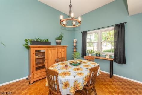 8 Maple Avenue East Hanover NJ 07936