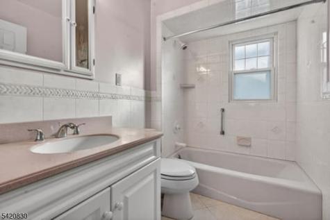 53 Patricia Place Clifton NJ 07012