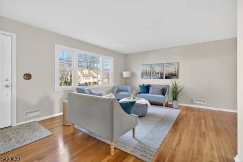 53 Patricia Place Clifton NJ 07012