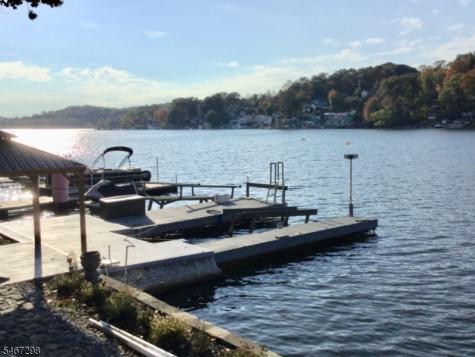 32 Chincopee Road Jefferson NJ 07849