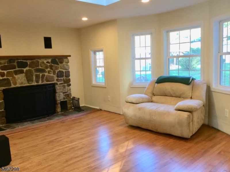 32 Chincopee Road Jefferson NJ 07849