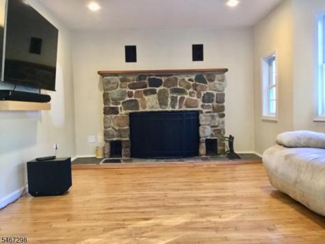 32 Chincopee Road Jefferson NJ 07849
