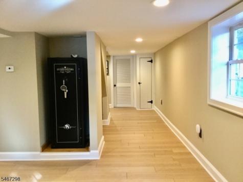 32 Chincopee Road Jefferson NJ 07849
