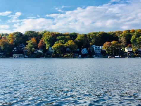 32 Chincopee Road Jefferson NJ 07849