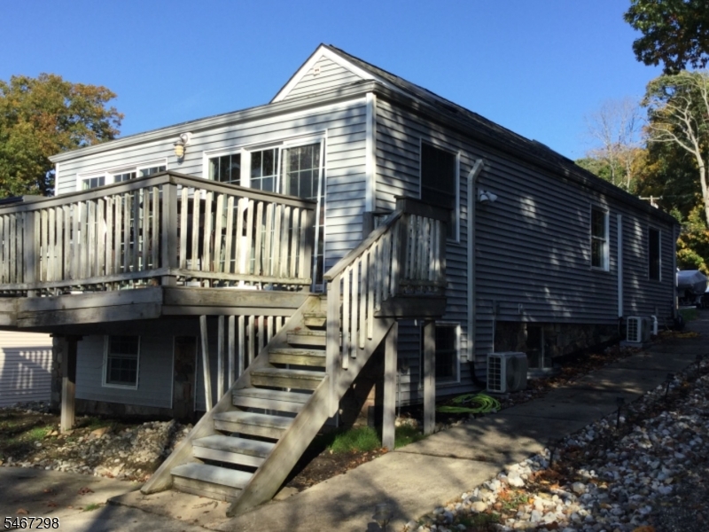 32 Chincopee Road Jefferson NJ 07849