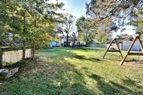 164 East Clay Avenue Roselle Park NJ 07204