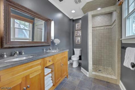75 Buena Vista Avenue Hawthorne NJ 07506