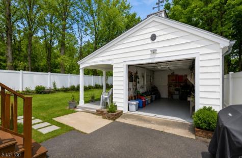 48 W Cedar Street Livingston NJ 07039