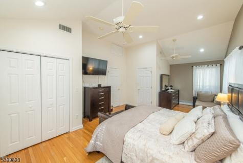 73 Grove Street Clifton NJ 07013