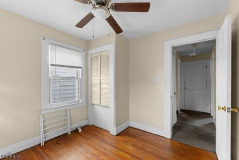 62 Ampere Parkway East Orange NJ 07017