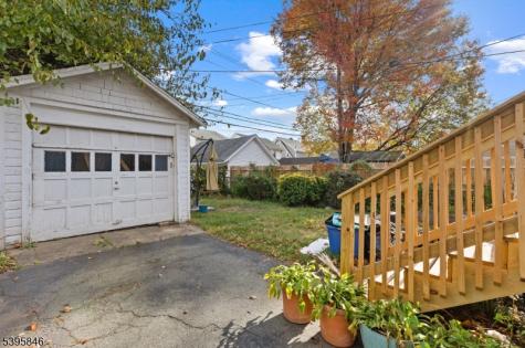 62 Ampere Parkway East Orange NJ 07017