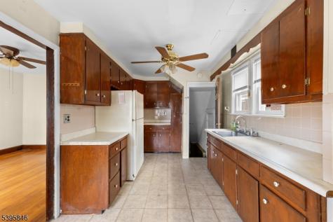 62 Ampere Parkway East Orange NJ 07017