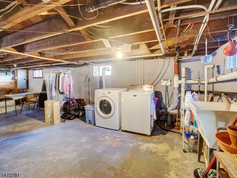 9 Montgomery Avenue Rocky Hill NJ 08553