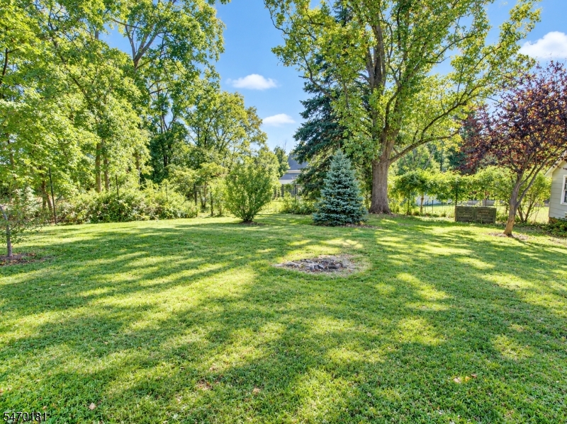 9 Montgomery Avenue Rocky Hill NJ 08553