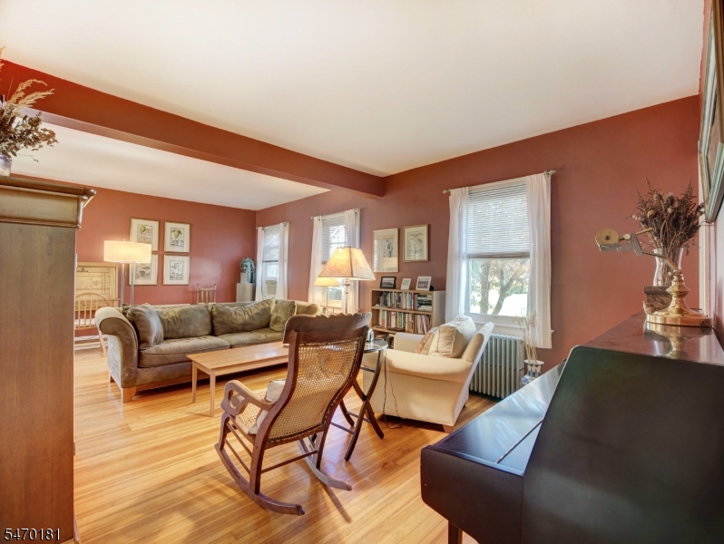9 Montgomery Avenue Rocky Hill NJ 08553