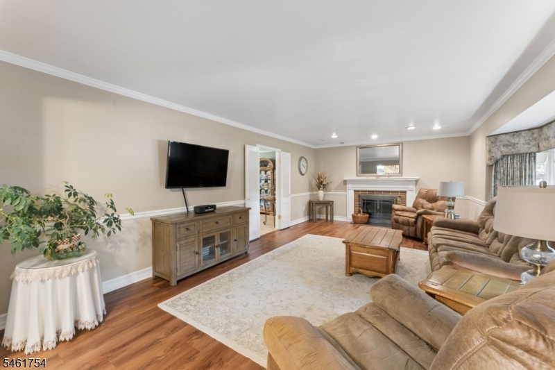 34 Hughes Road Franklin NJ 08873