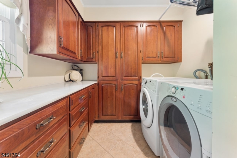 34 Hughes Road Franklin NJ 08873