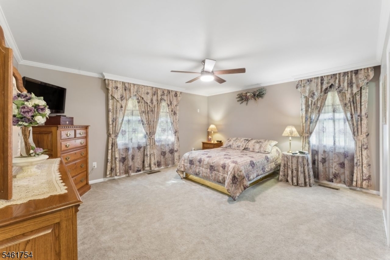 34 Hughes Road Franklin NJ 08873