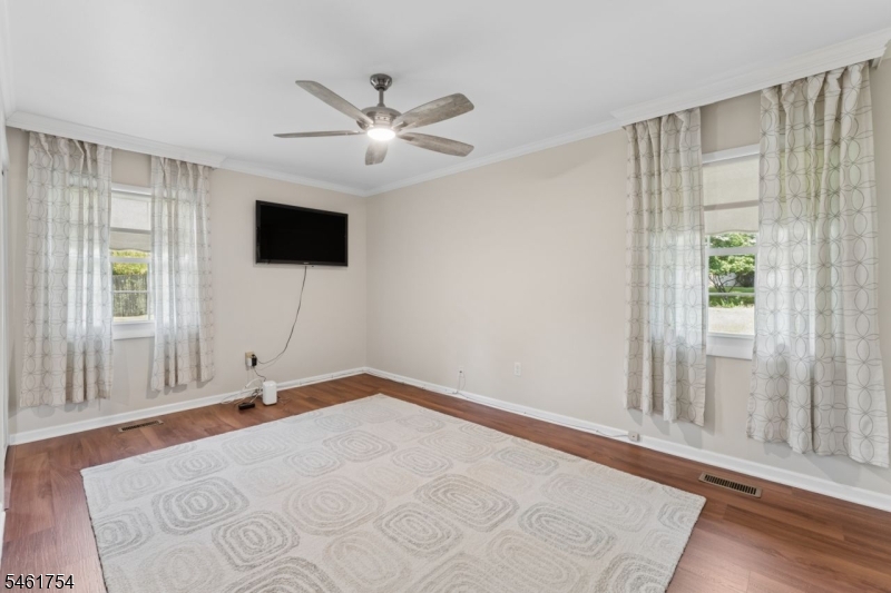 34 Hughes Road Franklin NJ 08873