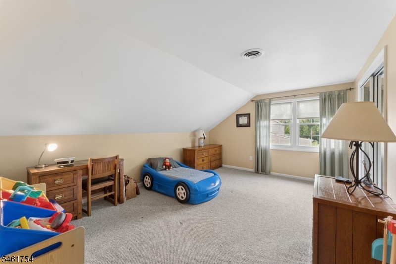 34 Hughes Road Franklin NJ 08873