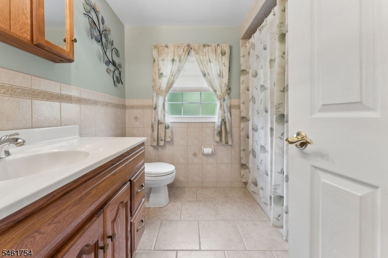 34 Hughes Road Franklin NJ 08873