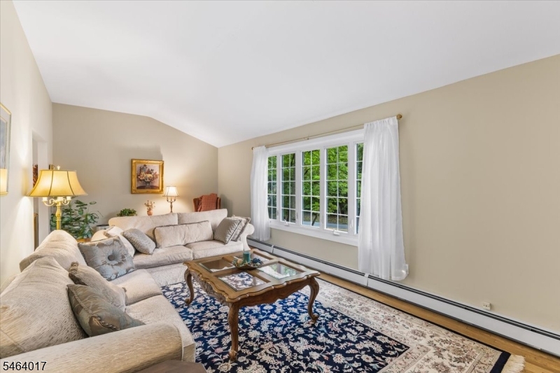 38 Old Coach Road Vernon NJ 07462