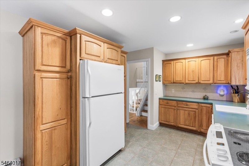 38 Old Coach Road Vernon NJ 07462