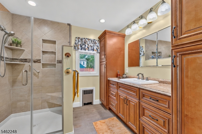 2642 Linder Avenue North Brunswick NJ 08902
