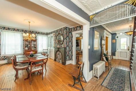 8 Kelly Place Stanhope NJ 07874