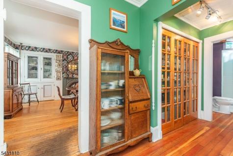 8 Kelly Place Stanhope NJ 07874