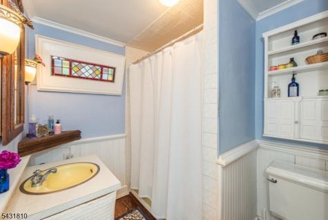 8 Kelly Place Stanhope NJ 07874