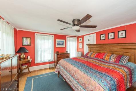 8 Kelly Place Stanhope NJ 07874