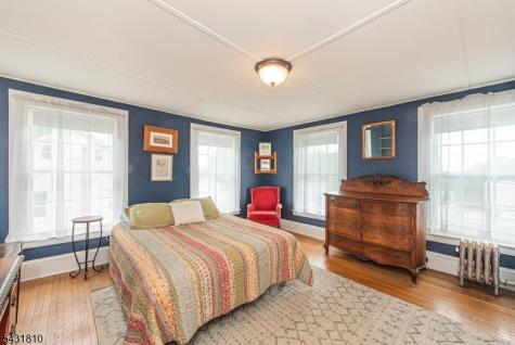 8 Kelly Place Stanhope NJ 07874