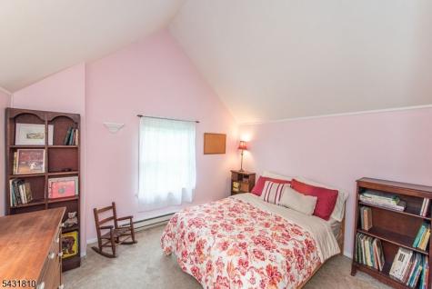 8 Kelly Place Stanhope NJ 07874