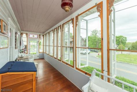 8 Kelly Place Stanhope NJ 07874