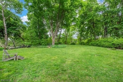 8 Kelly Place Stanhope NJ 07874