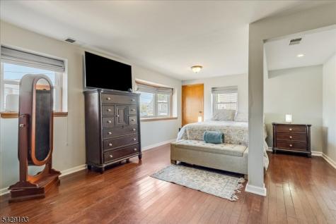 25 Louise Drive Manville NJ 08835